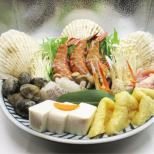 うどんすき鍋：晋作定番人気メニューうどんすき鍋です。